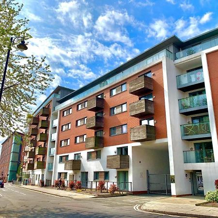 Insta-Style Penthouse With Balcony Or 2B Apartment With Balcony Birmingham City Centre 외부 사진